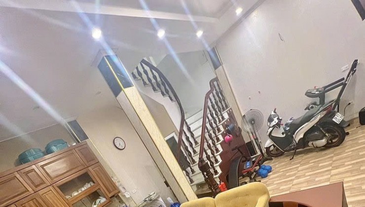 CHO THUÊ NHÀ NGUYÊN CĂN LÊ ĐỨC THỌ, NAM TỪ LIÊM 4 TẦNG, 45M2, 4 NGỦ, GIÁ 15 TRIỆU